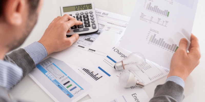Calculating business costs